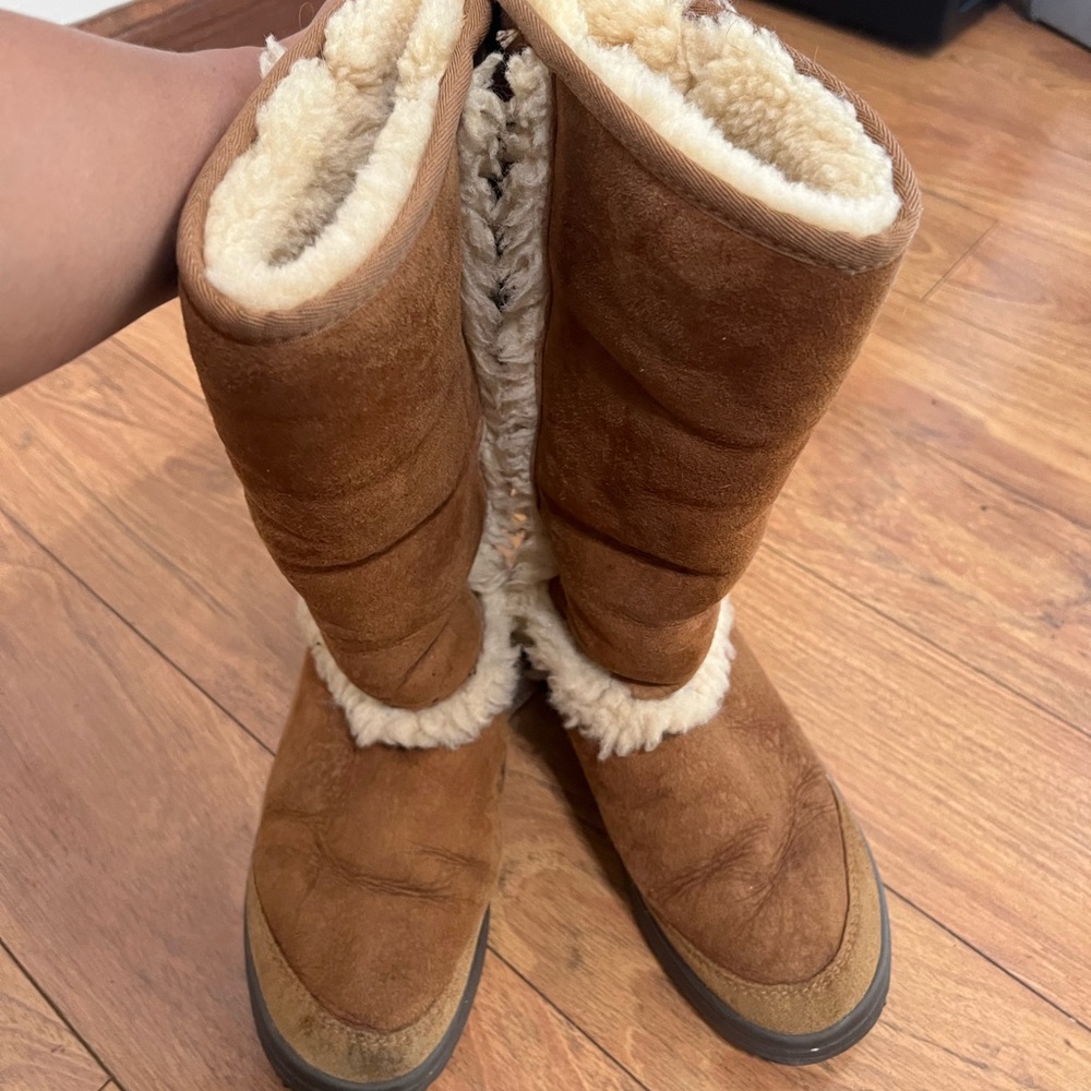 Sunburst uggs